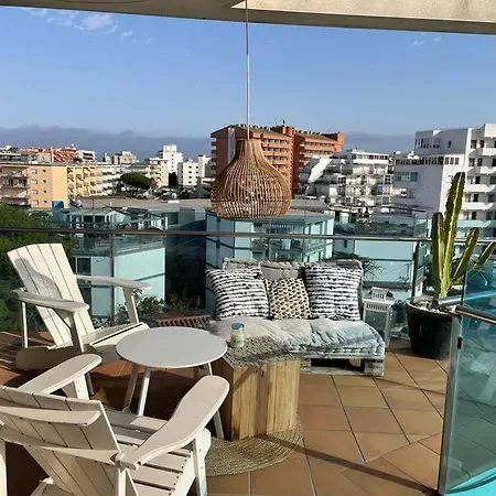 Appartement- Rooftop A * Roses